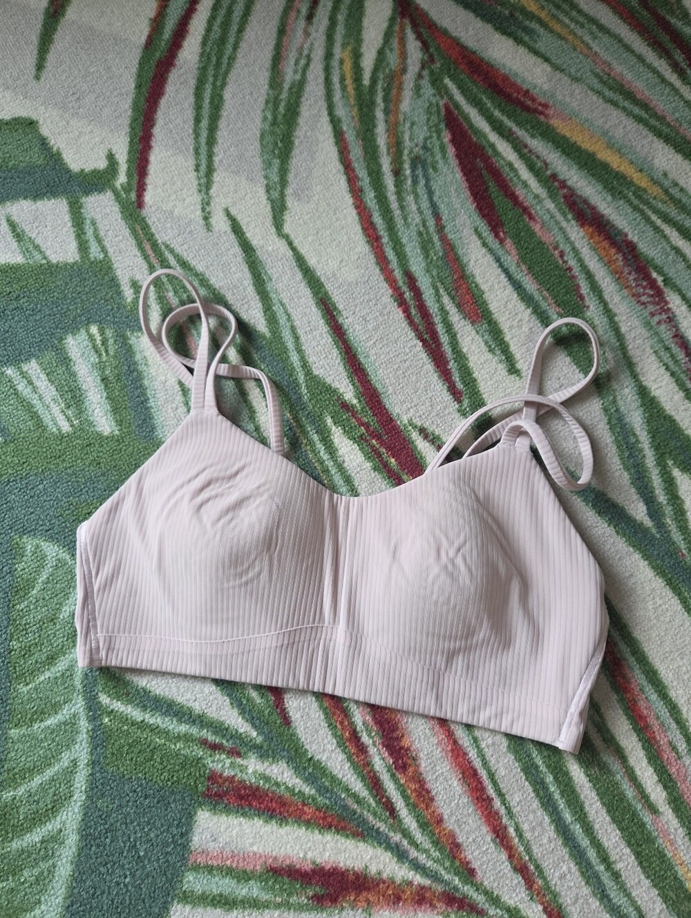 Lululemon Like a cloud Bra - Pink - size 6